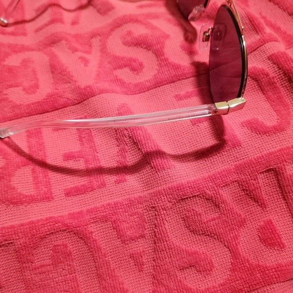 Dolce & Gabbana Sunglasses - Picture 5 of 5